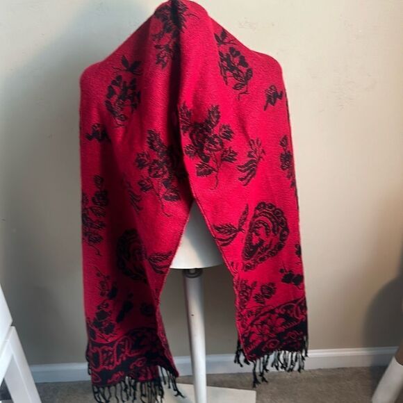 Pashmina Floral Wrap/Scarf - Picture 1 of 6